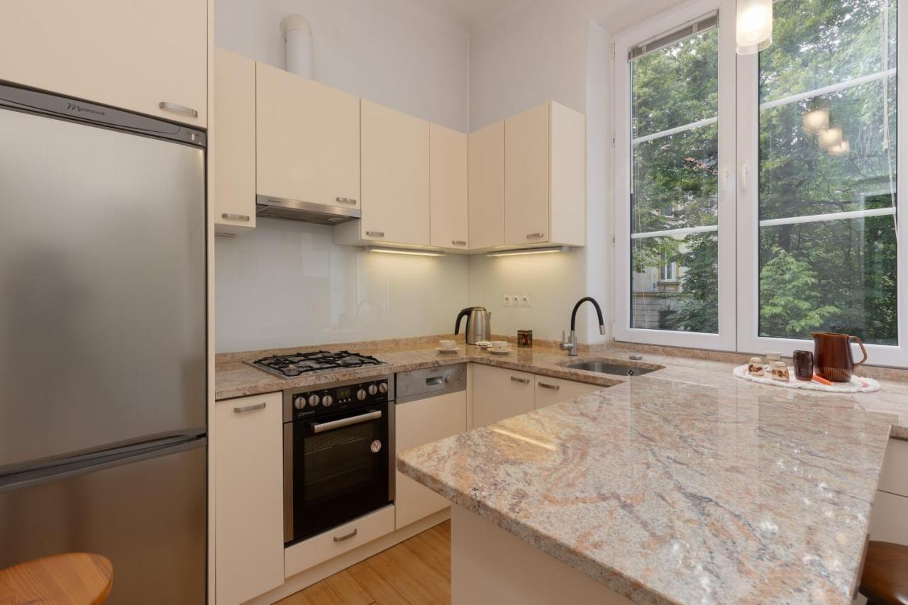 Warsaw New Town Square Apartment For 5 Guests By Noclegi Renters Varsóvia Exterior foto