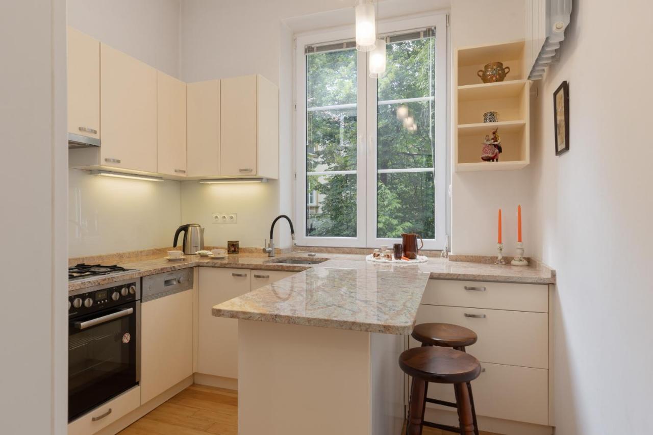 Warsaw New Town Square Apartment For 5 Guests By Noclegi Renters Varsóvia Exterior foto